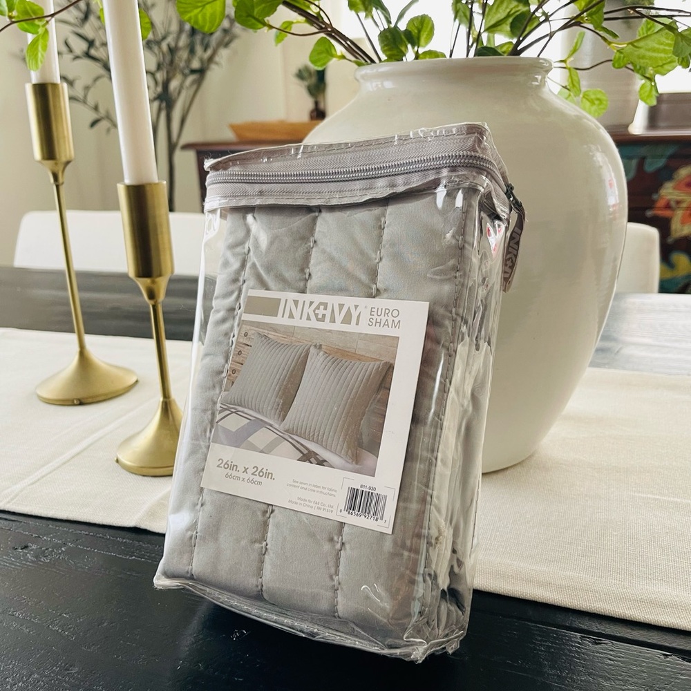 INK + ivy gray sham-EURO